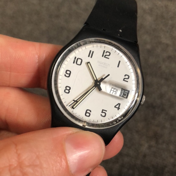 Swatch Watch Classic GB725 1999 - Picture 5 of 6